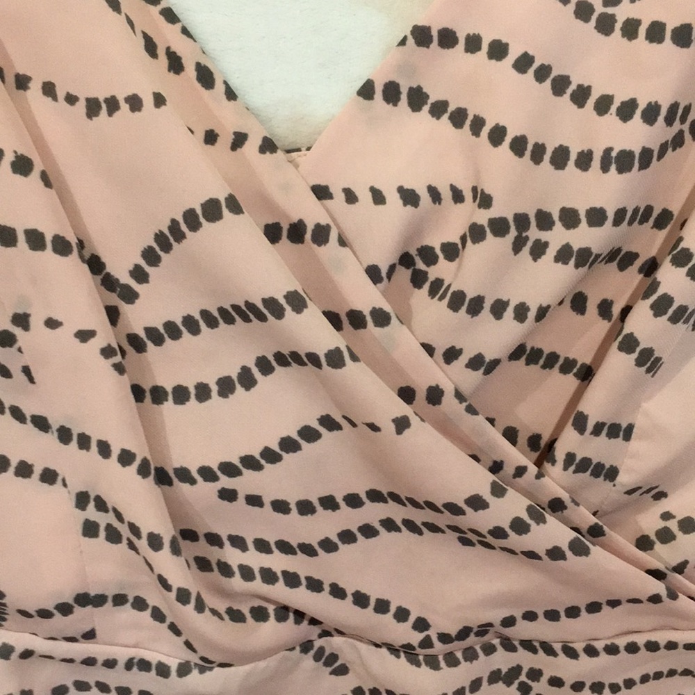 cAbi Blush Grey Print Dress Top Size 4 NWOT zipper - Picture 3 of 14